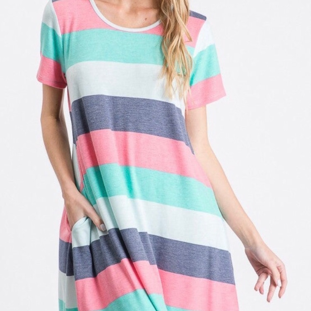 Short sleeve dress